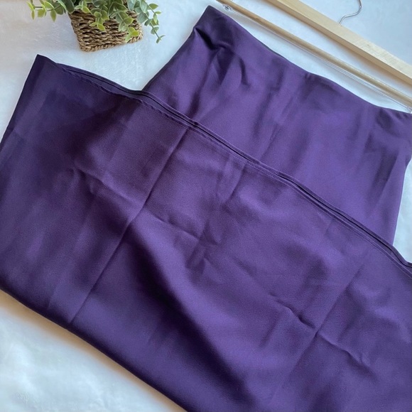 🌷*SOLD*🌷Satin MIDI Slip Skirt - Picture 5 of 6